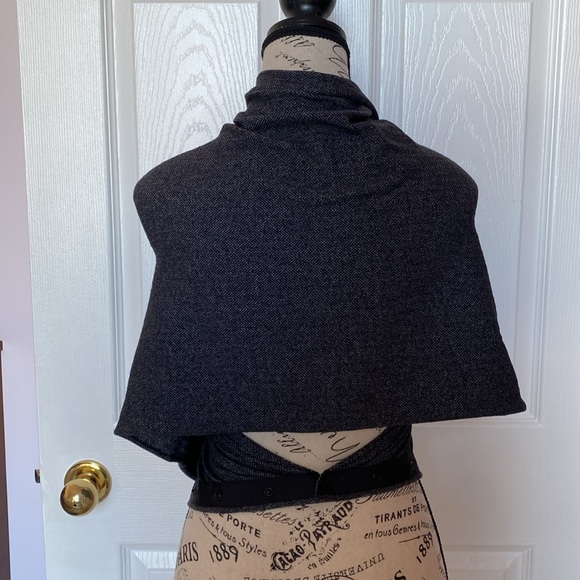 Ivivva by lululemon  Village Chill Scarf - Picture 6 of 11